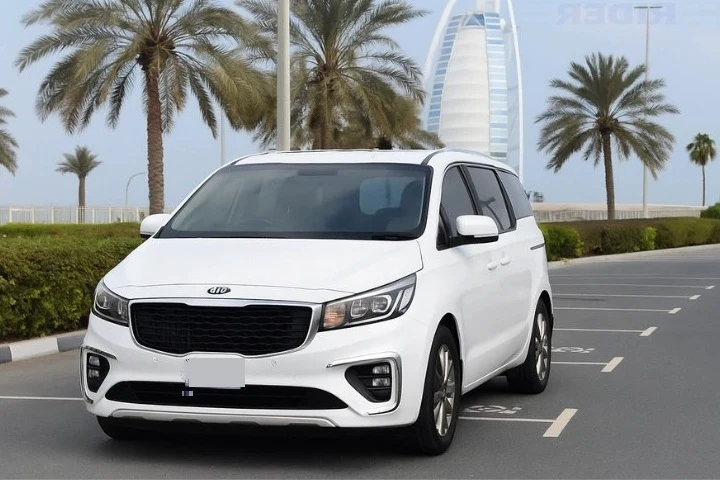 7 Seater Corporate Staff Transport Dubai | Executive Team Office Commute UAE